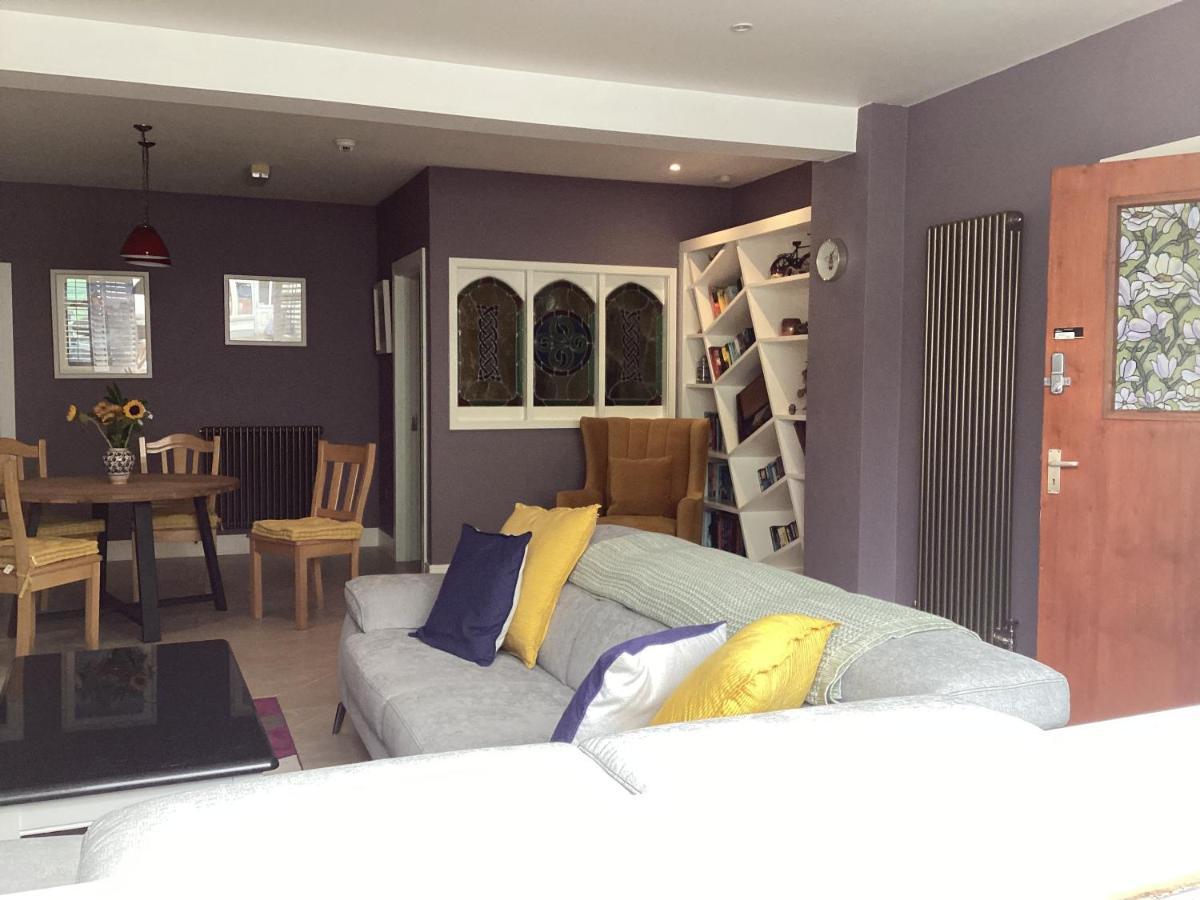 Roundstone Retreats Quayside Luxury Apt Dış mekan fotoğraf
